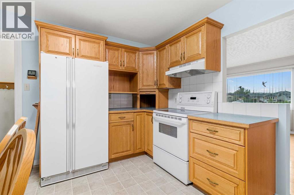 35 Beaupre Crescent - 12