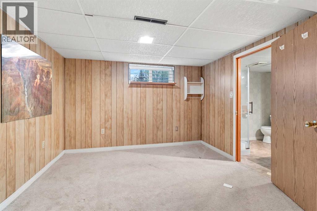 35 Beaupre Crescent - 24