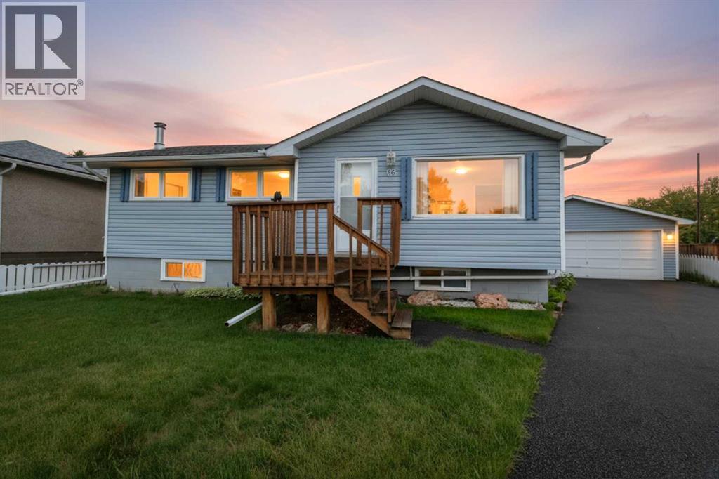 35 Beaupre Crescent - 5