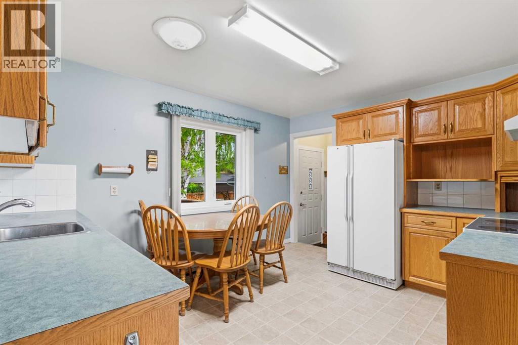 35 Beaupre Crescent - 9