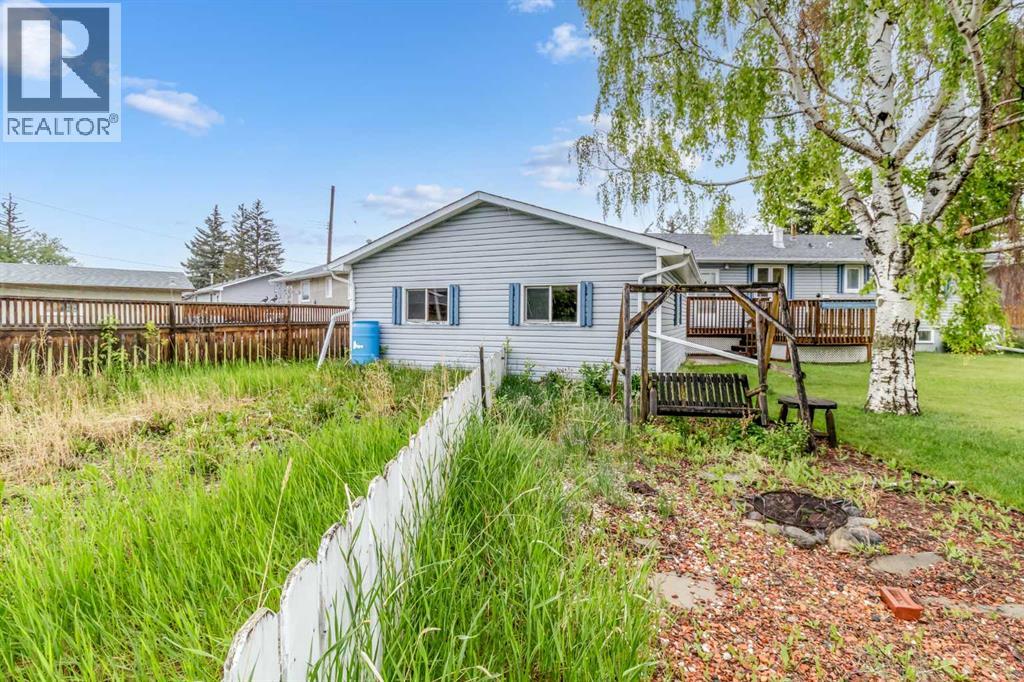 35 Beaupre Crescent - 36