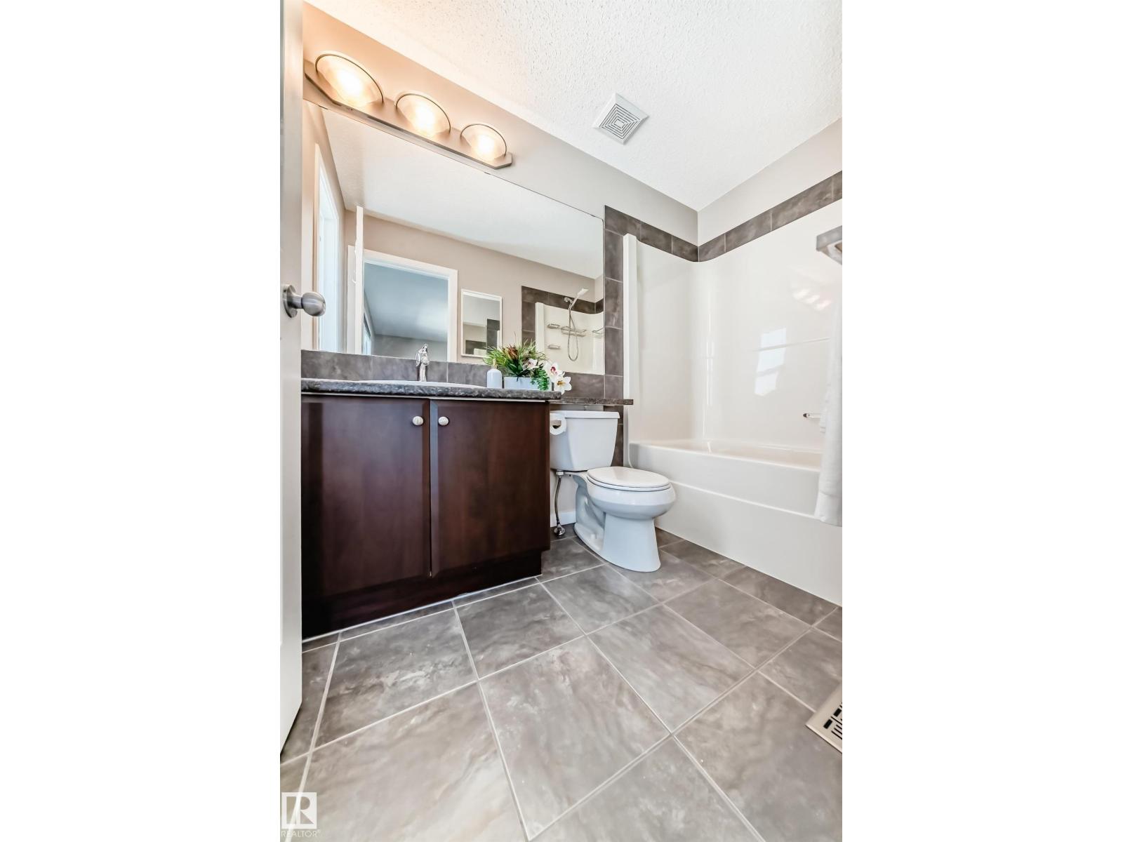 1520 70 ST SW - 27