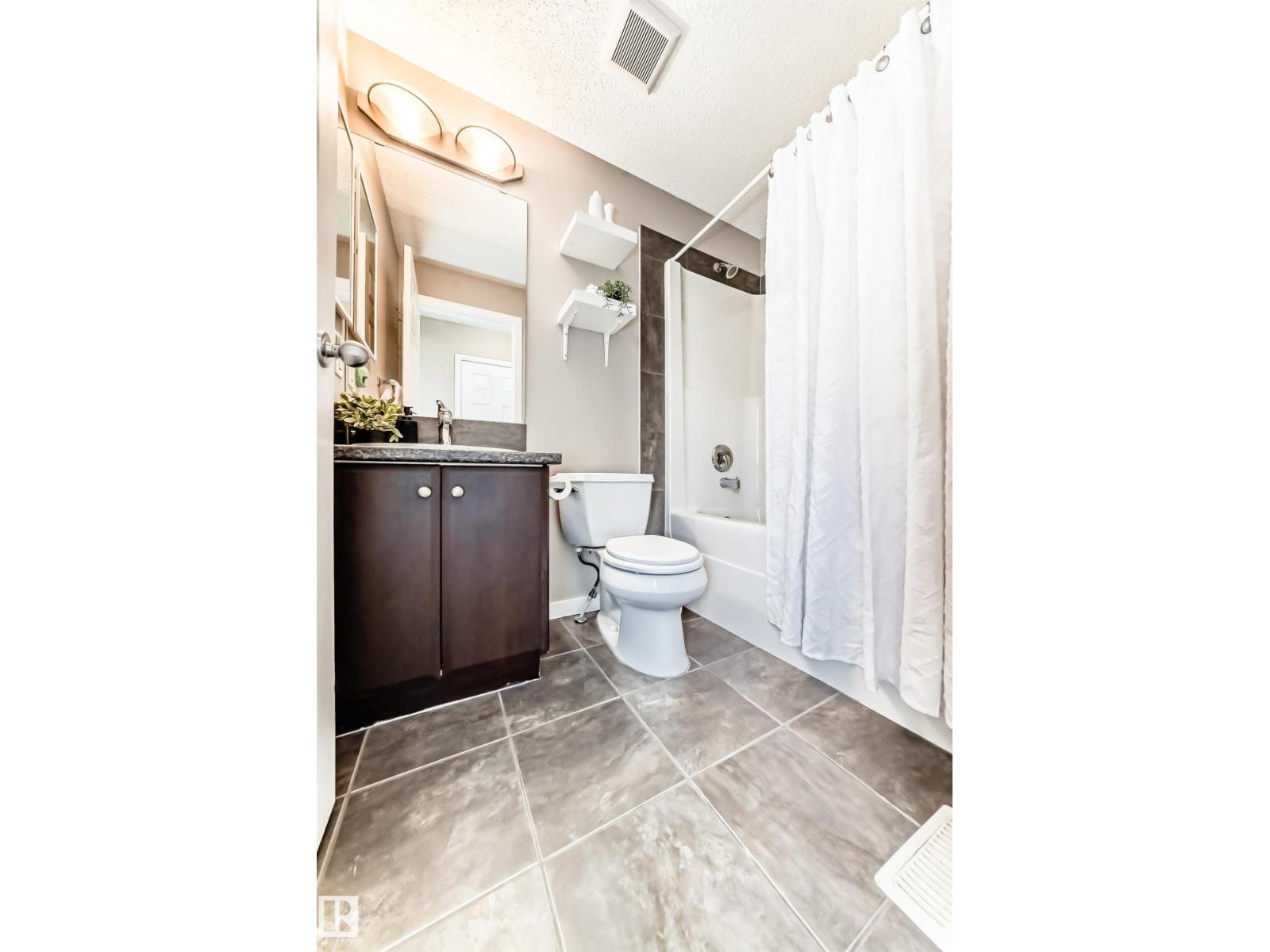 1520 70 ST SW - 26