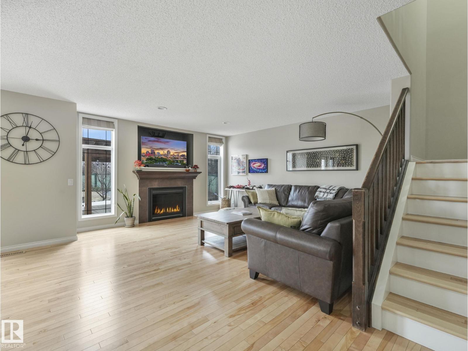 20853 92A AV NW - 15
