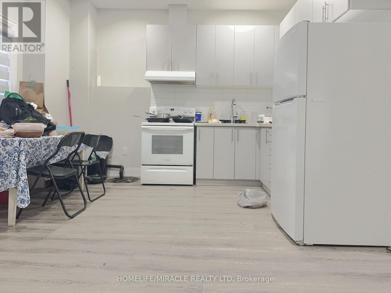 49 BUTTERWORTH AVENUE - 31