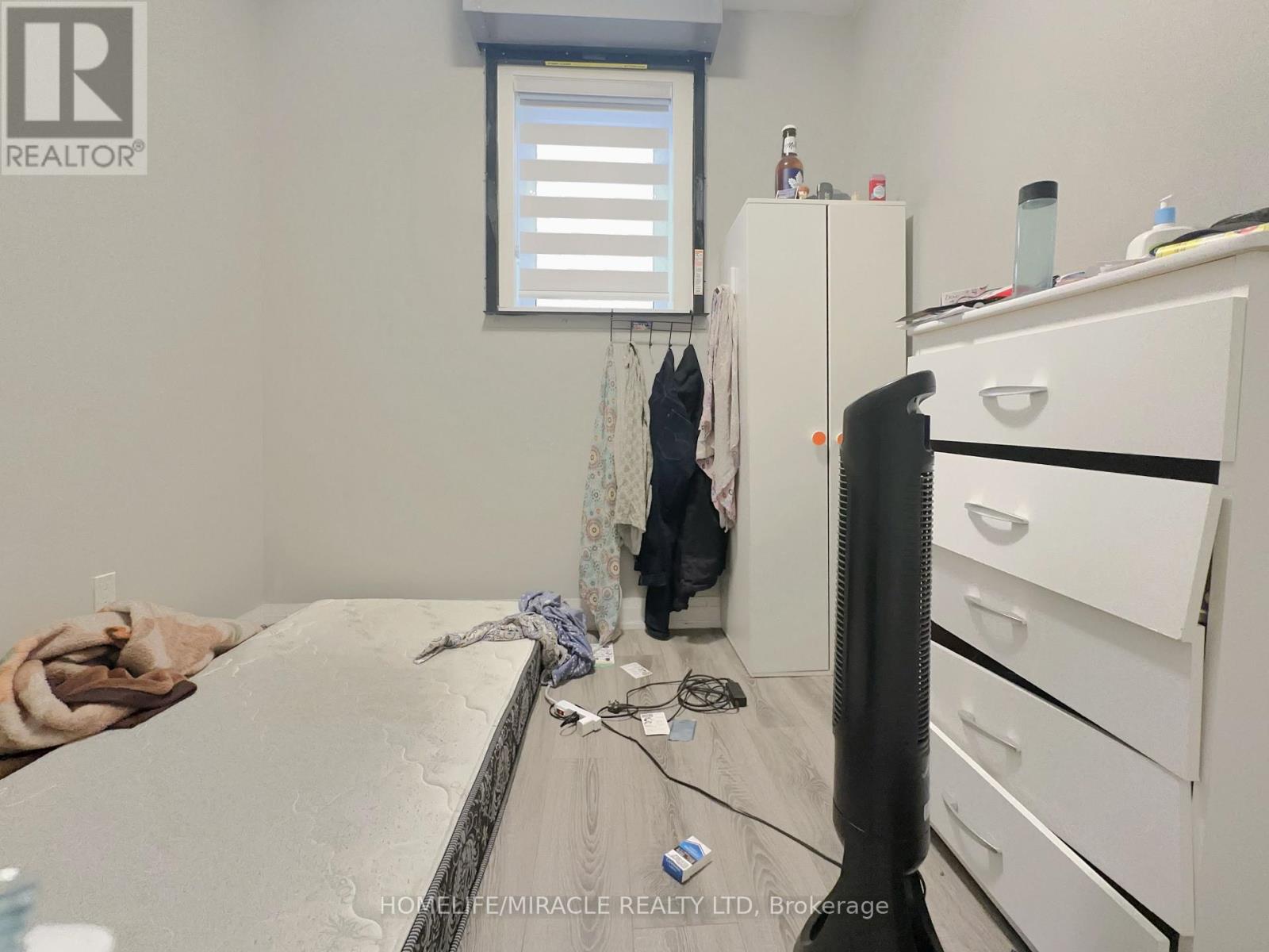 49 BUTTERWORTH AVENUE - 32