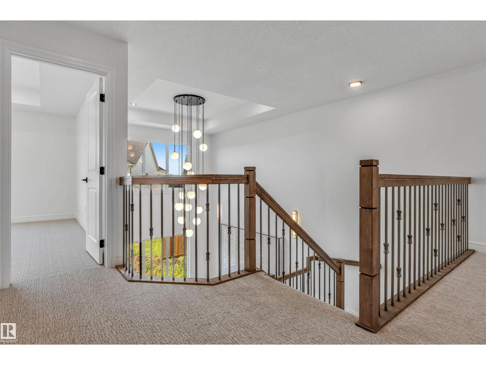 19420 25 AV NW - 21