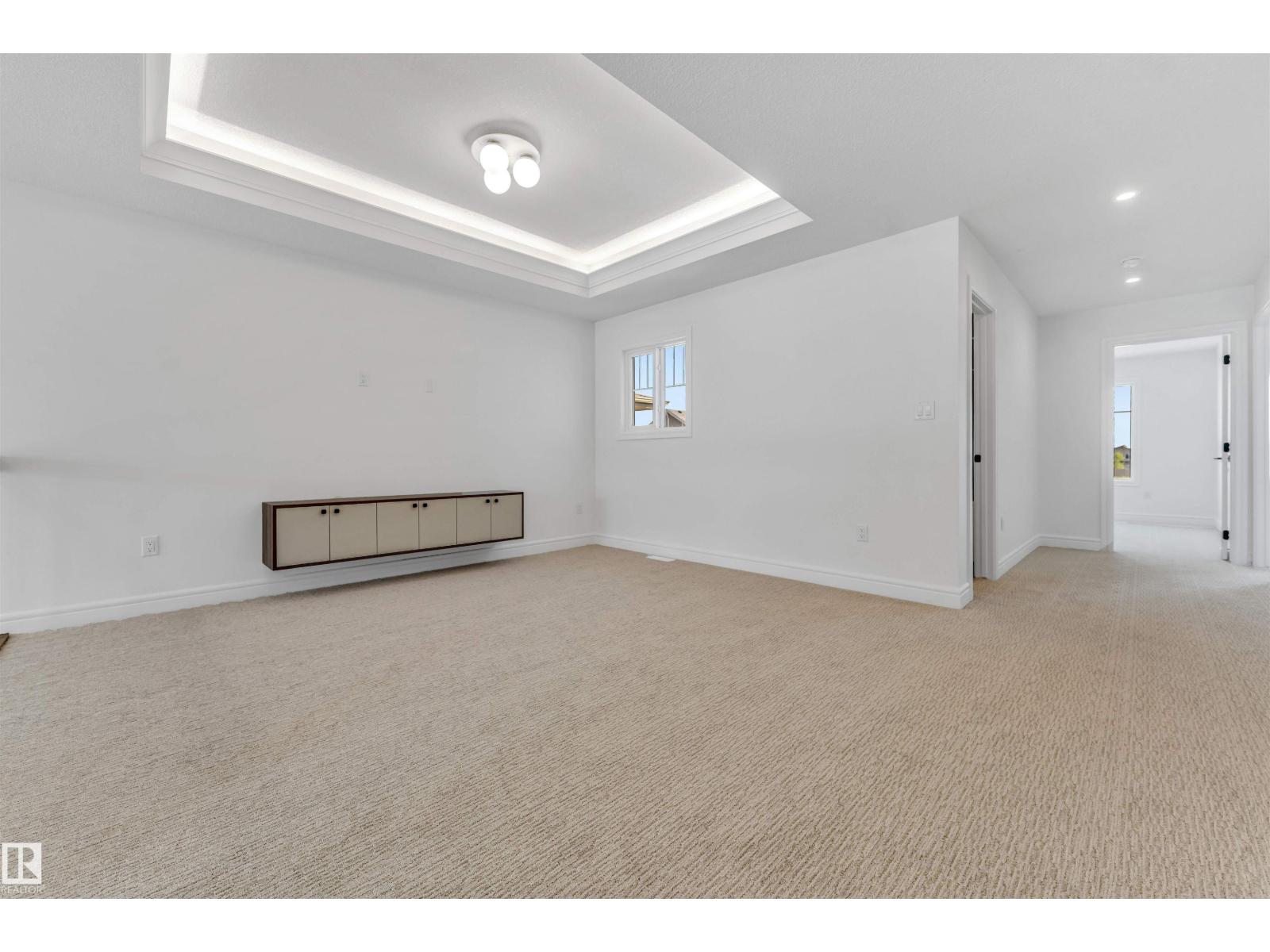 19420 25 AV NW - 25