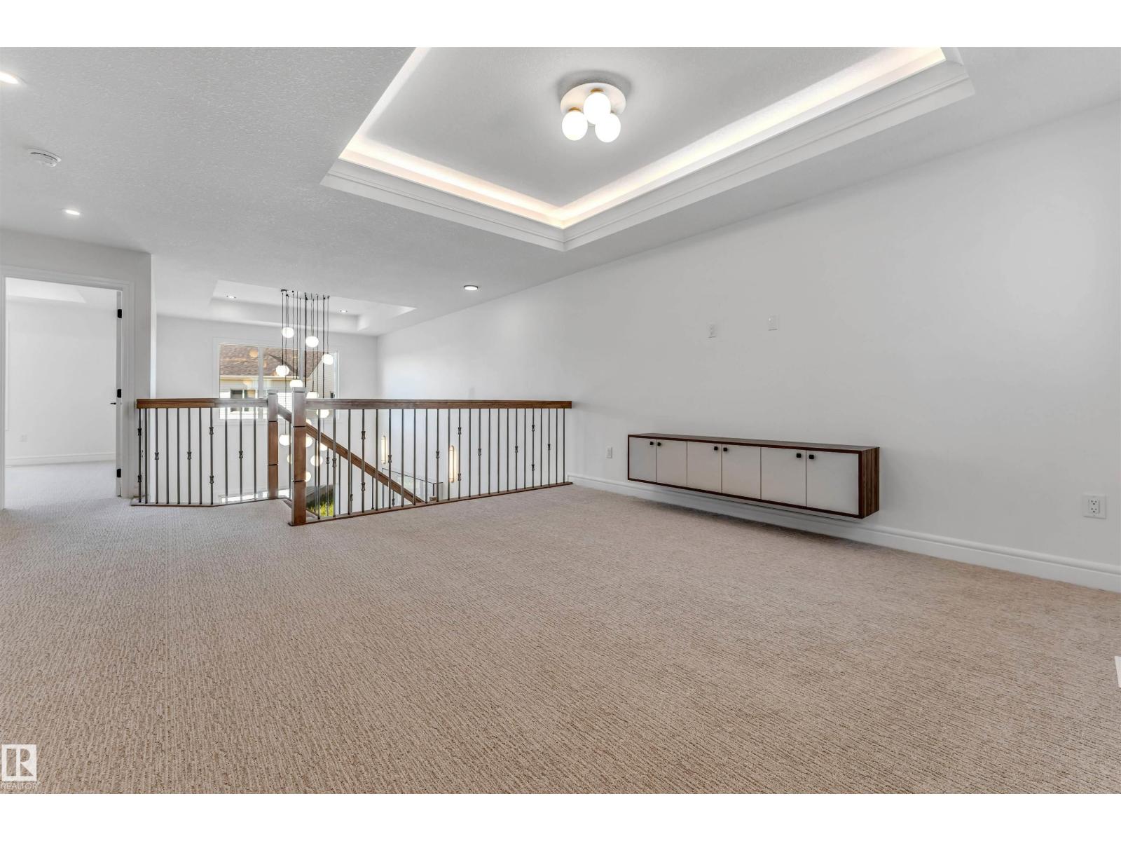19420 25 AV NW - 23