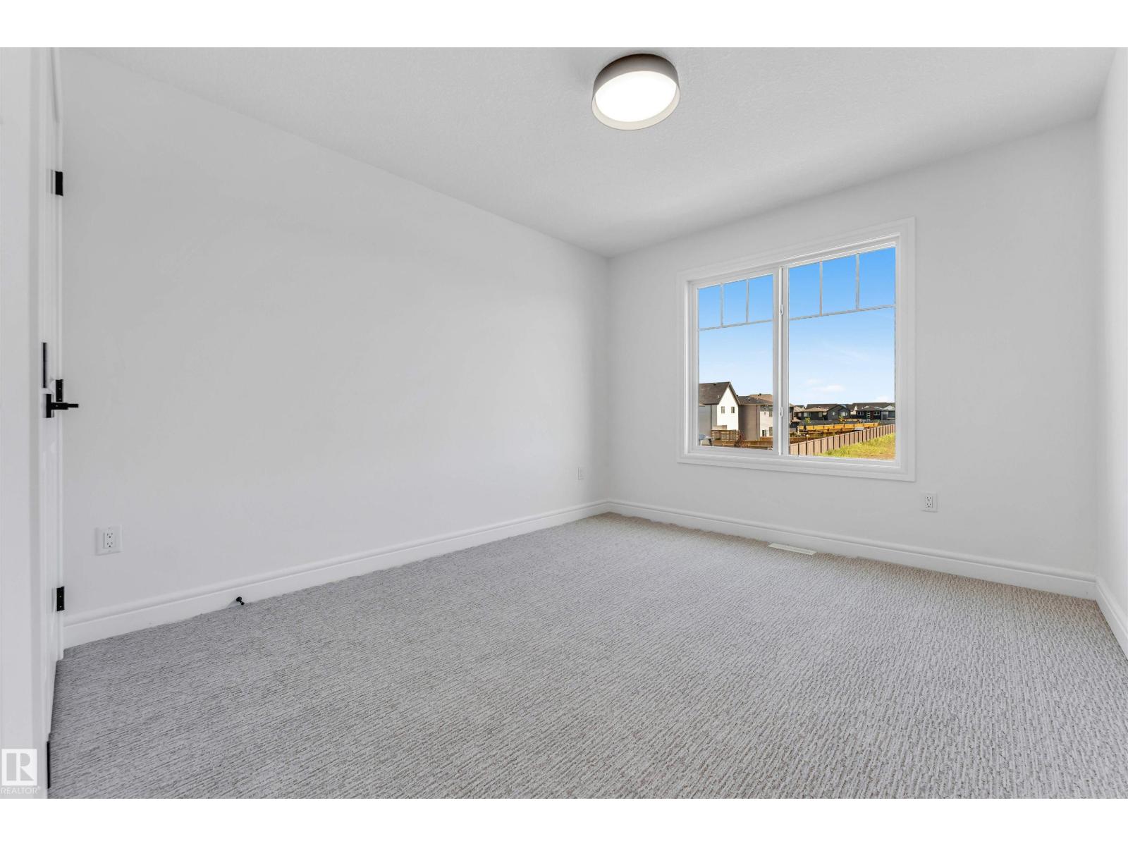19420 25 AV NW - 34