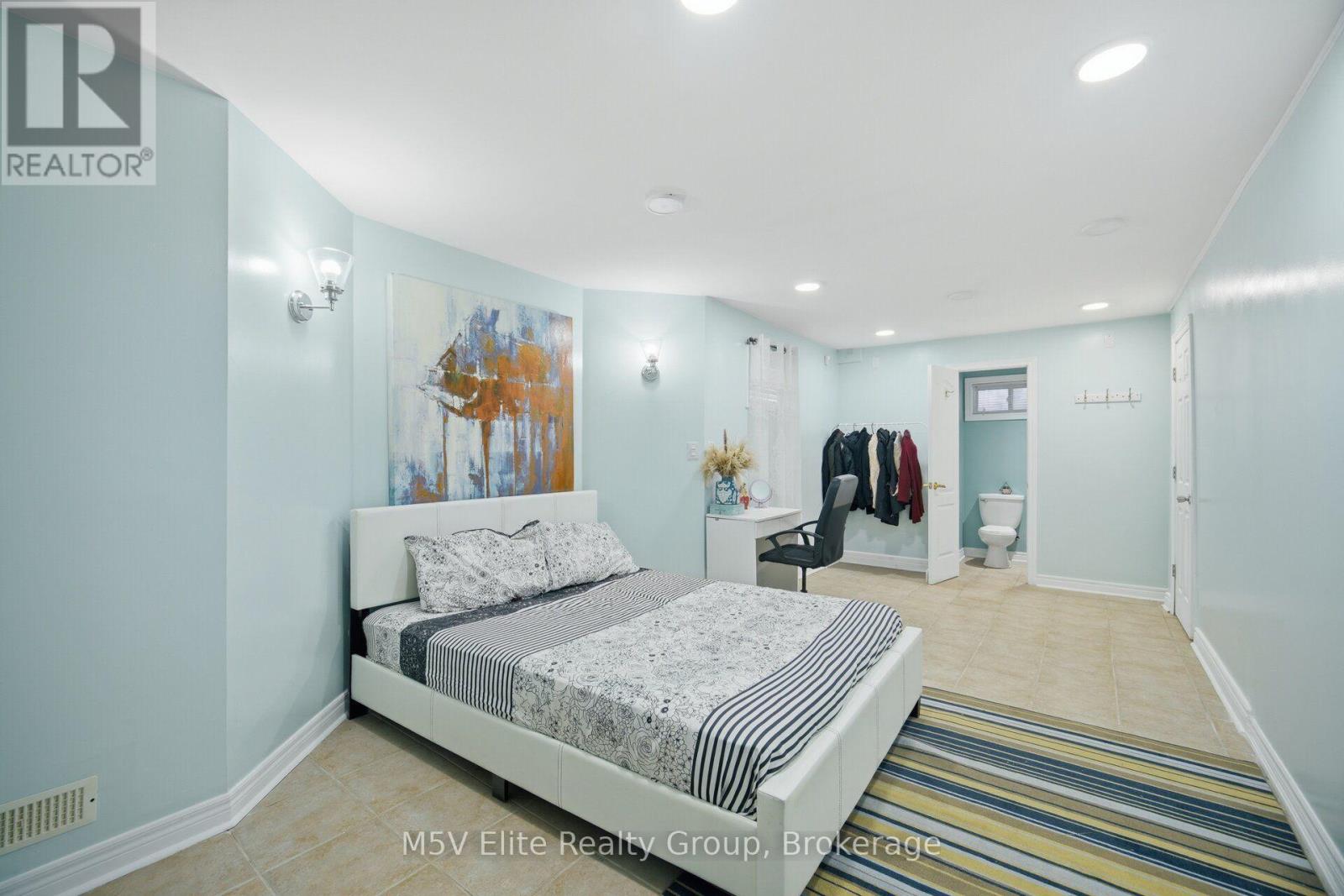 168 SAIL CRESCENT - Image 34