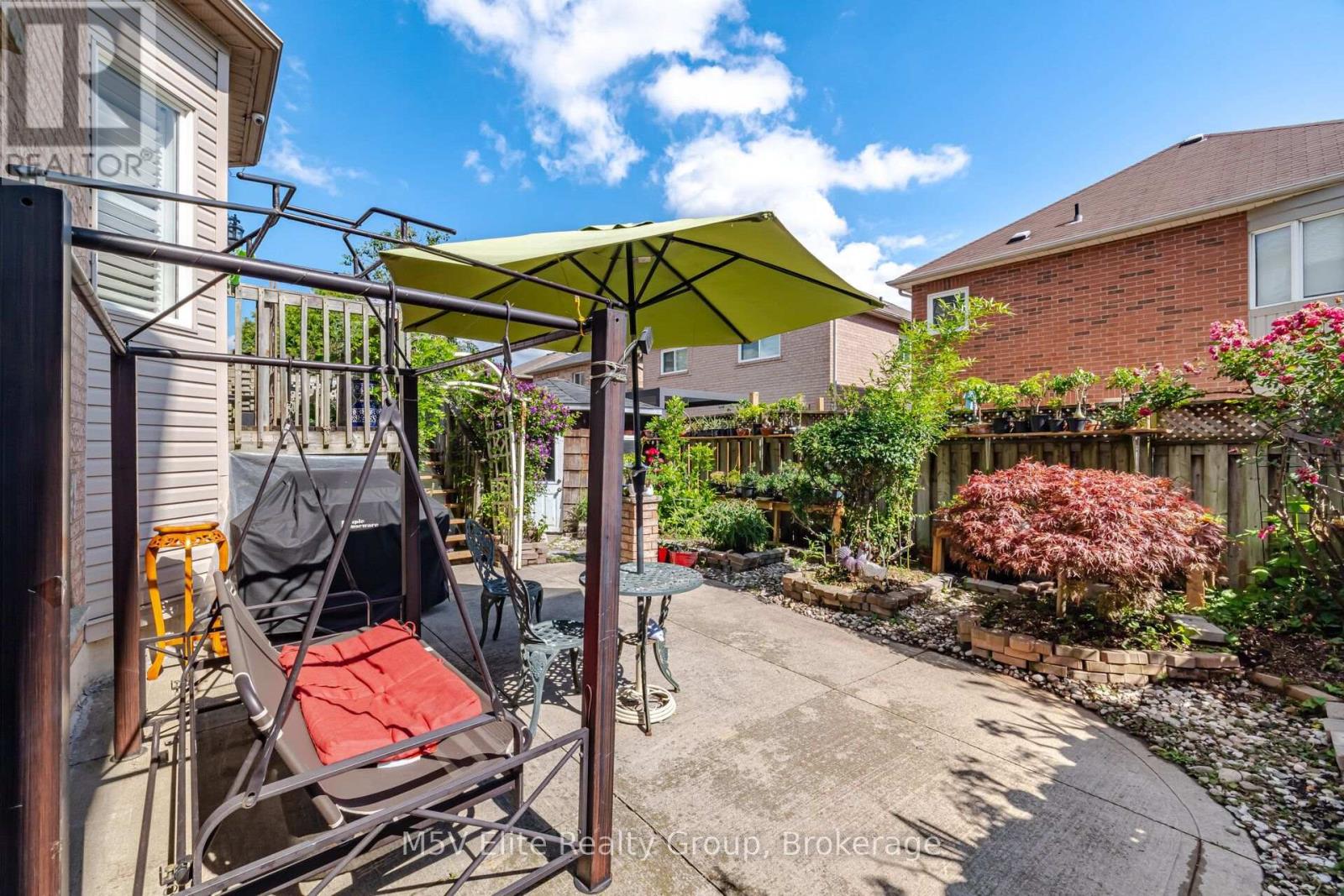 168 SAIL CRESCENT - Image 37