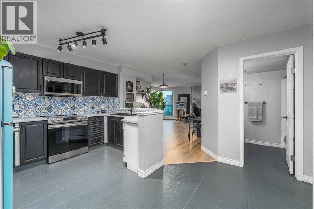 #1004 1121 6 Avenue SW - 2