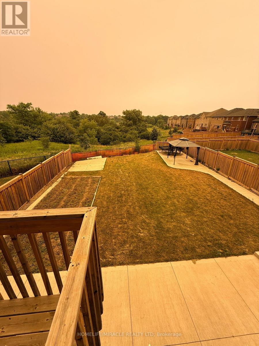 21 VALLEYSCAPE TRAIL - 27