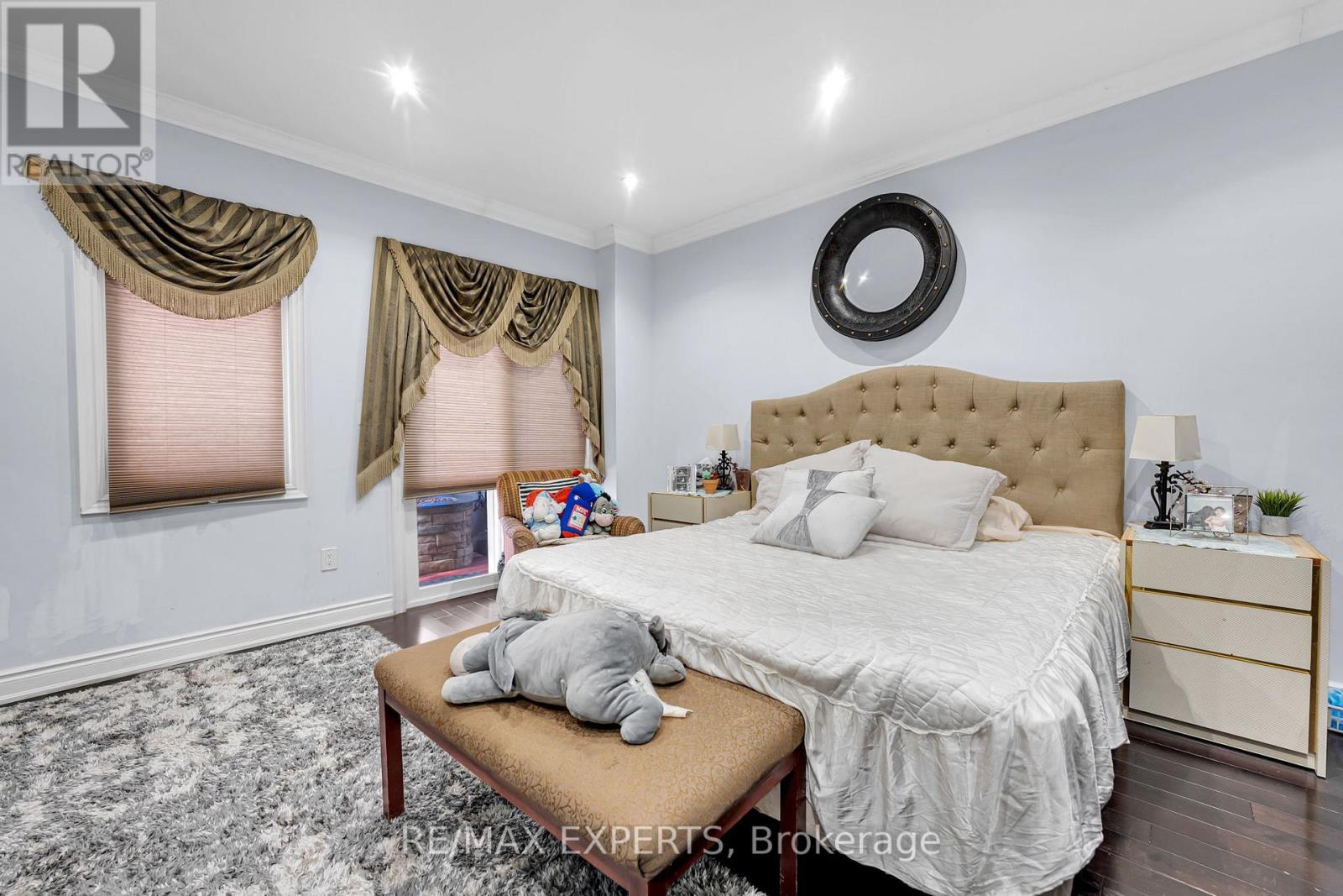18 COBALT STREET - 12