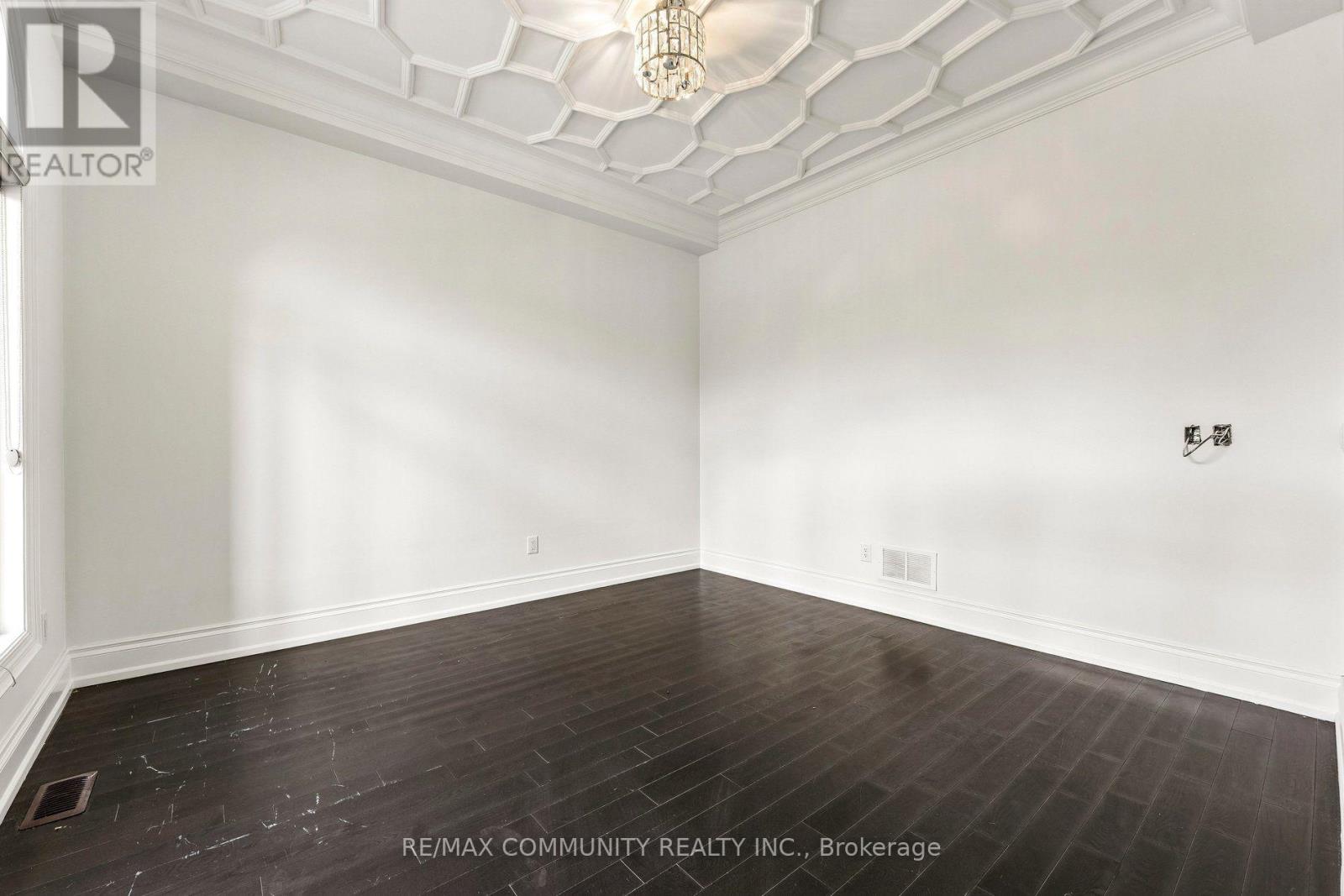 18118 HEART LAKE ROAD S - 31