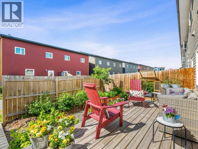 12-35 SYBIL CIRCLE - 10