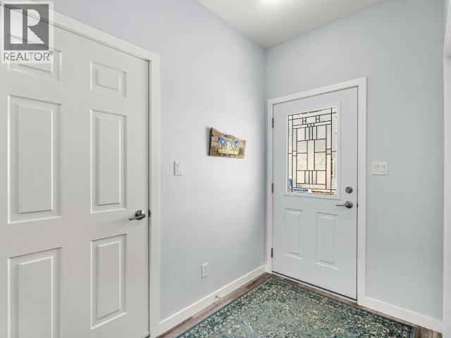 12-35 SYBIL CIRCLE - 12