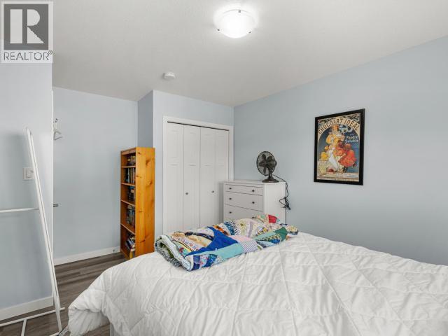 12-35 SYBIL CIRCLE - 23