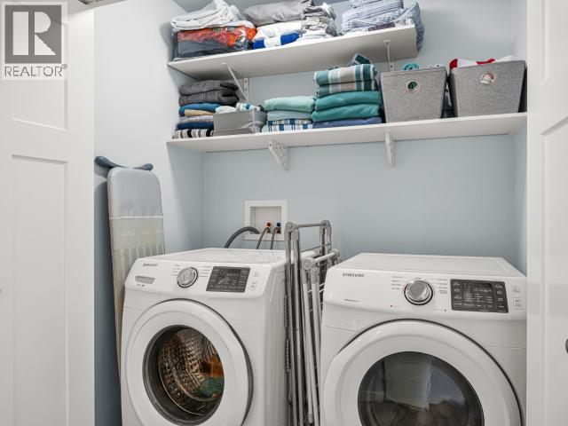 12-35 SYBIL CIRCLE - 24