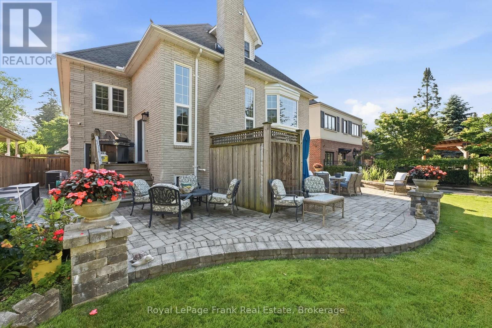 470 POPLAR AVENUE - 39