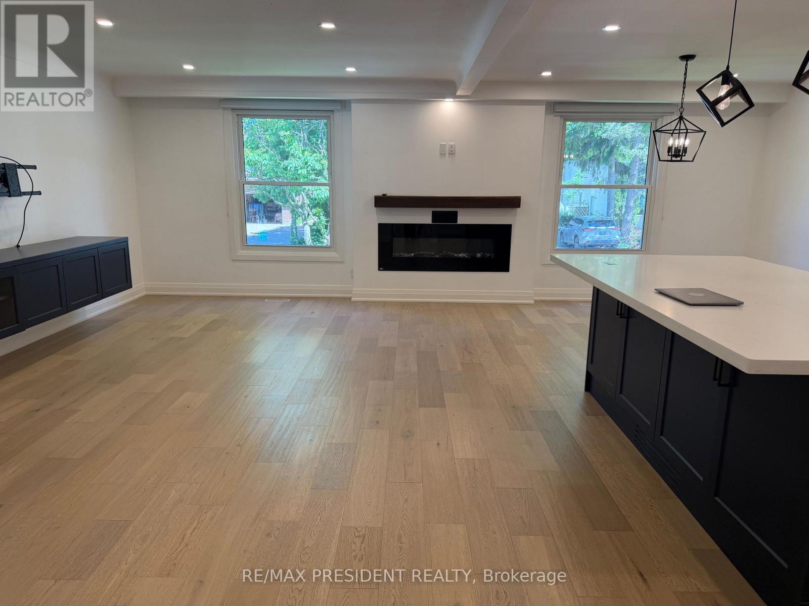 45 ROYAL OAK DRIVE - 7