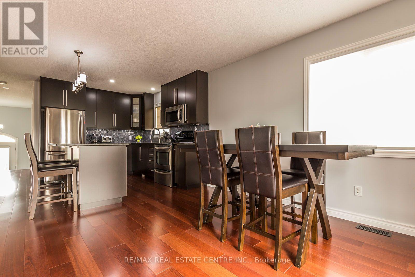 44 LEMON GRASS STREET - 11