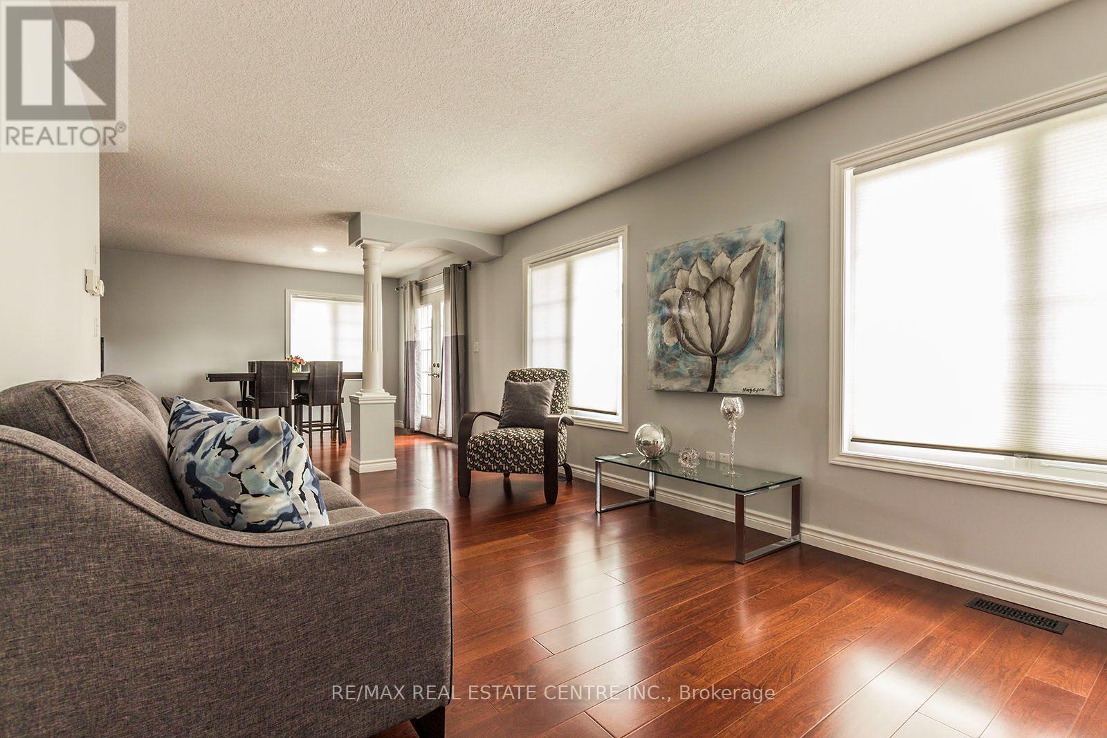44 LEMON GRASS STREET - 15