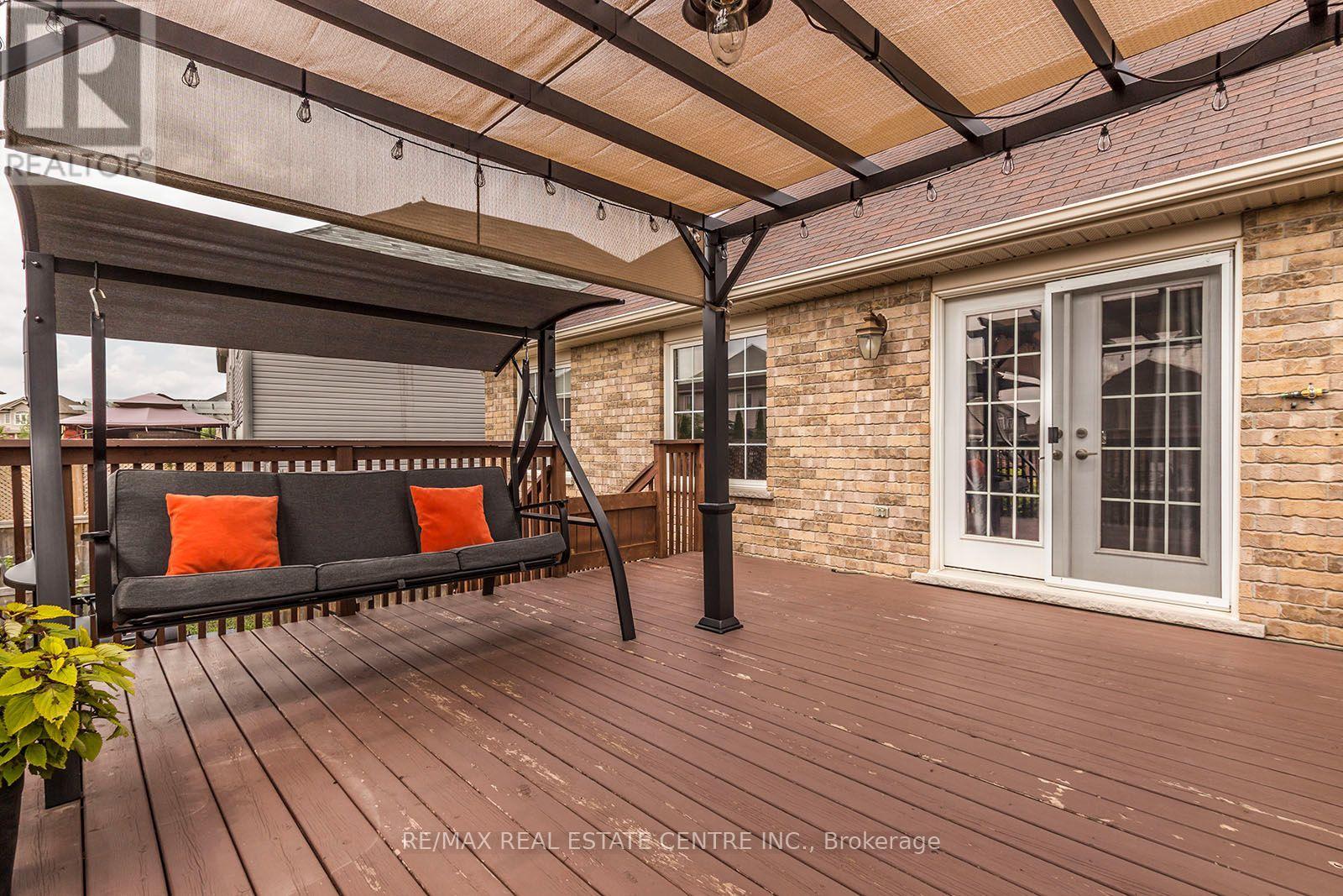 44 LEMON GRASS STREET - 34