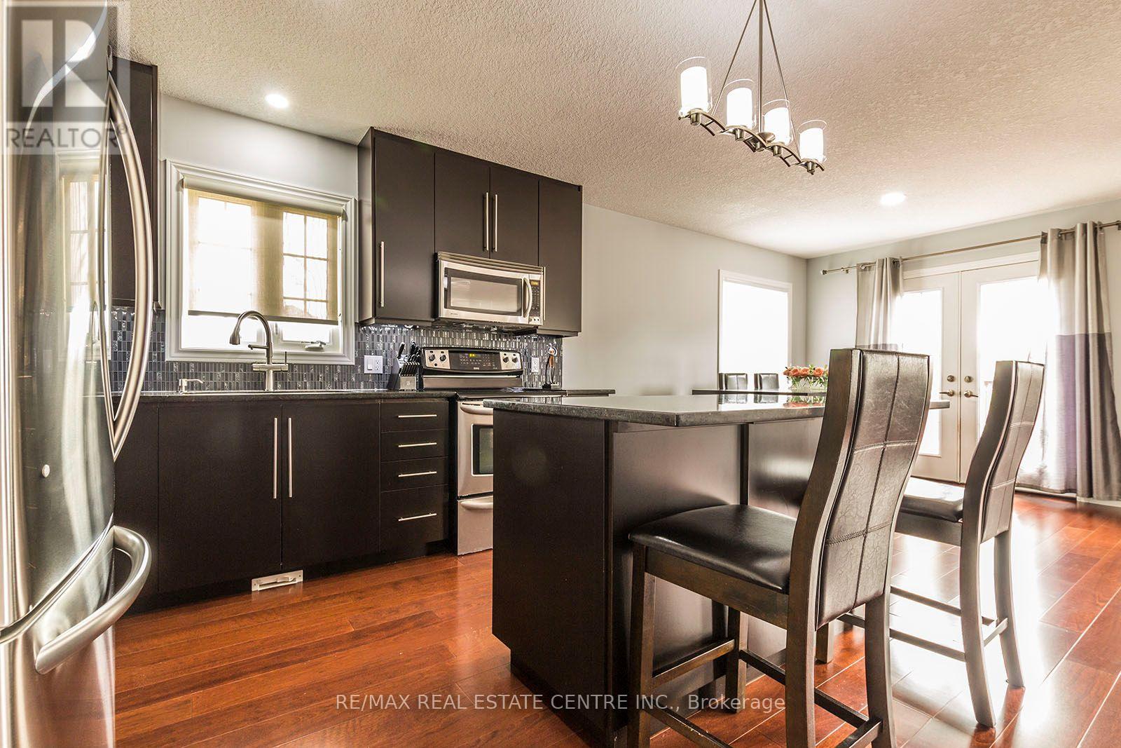 44 LEMON GRASS STREET - 6