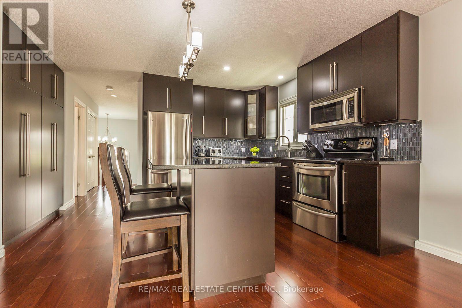 44 LEMON GRASS STREET - 7
