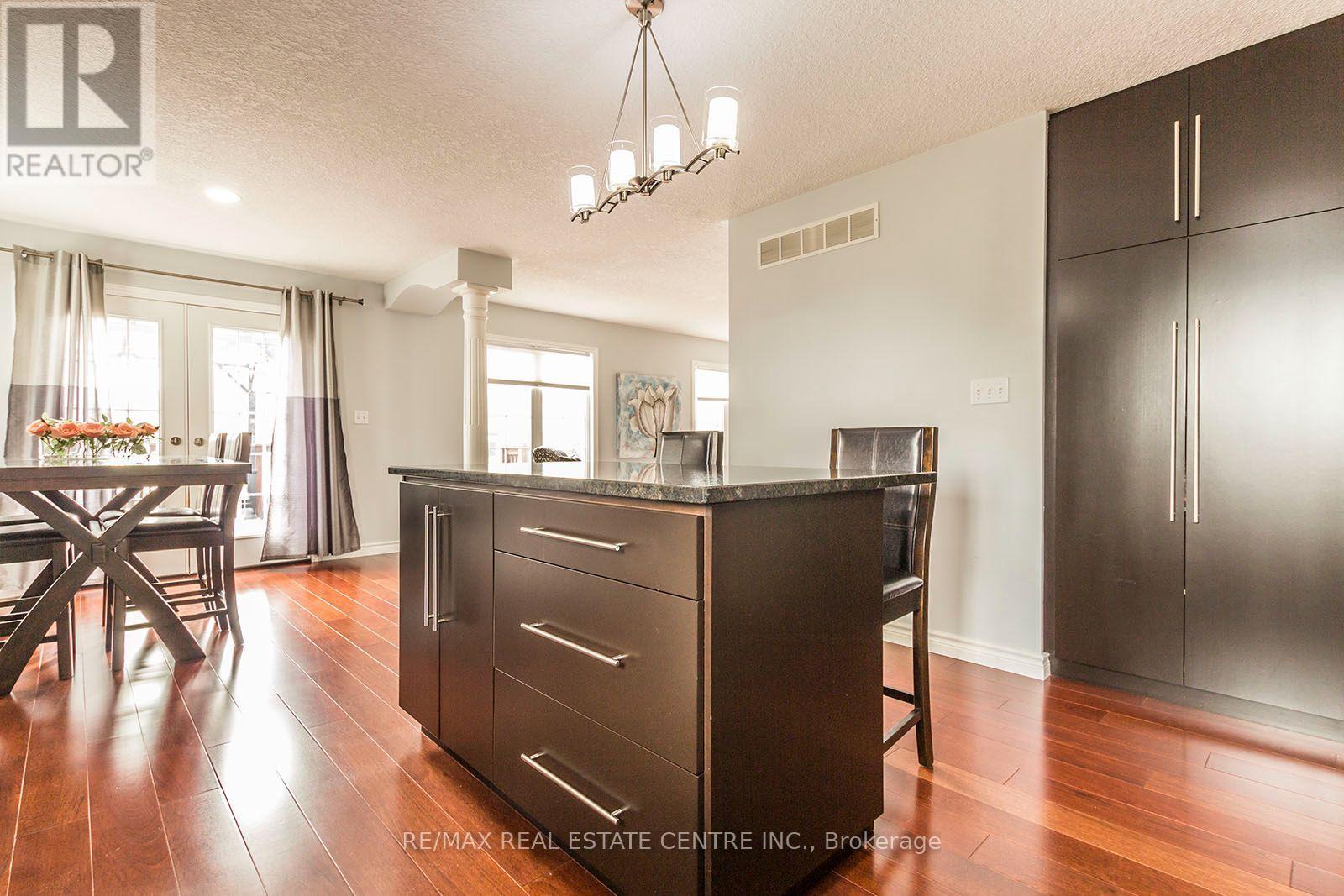44 LEMON GRASS STREET - 9