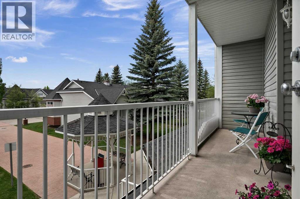 #219 8 Prestwick Pond Terrace SE - 17