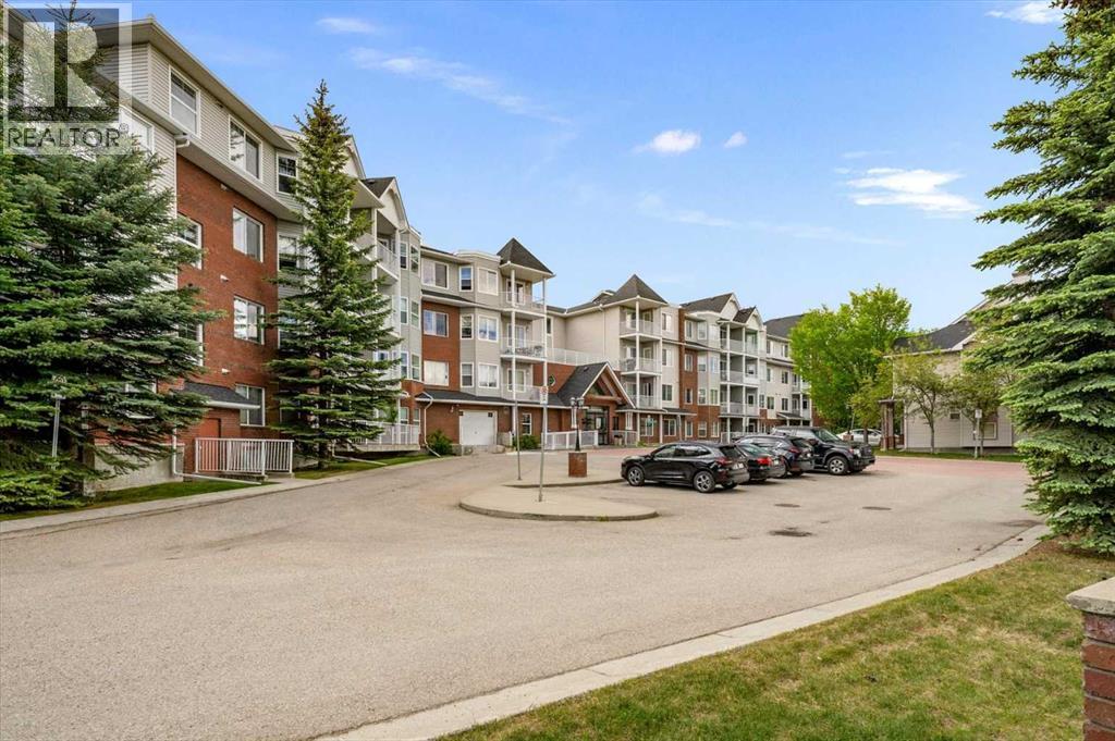 #219 8 Prestwick Pond Terrace SE - 3