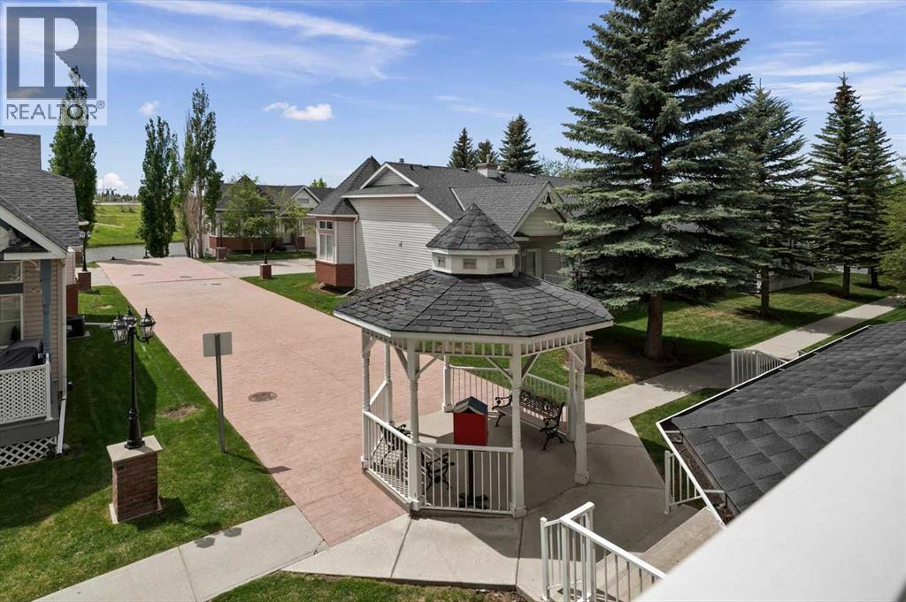 #219 8 Prestwick Pond Terrace SE - 18