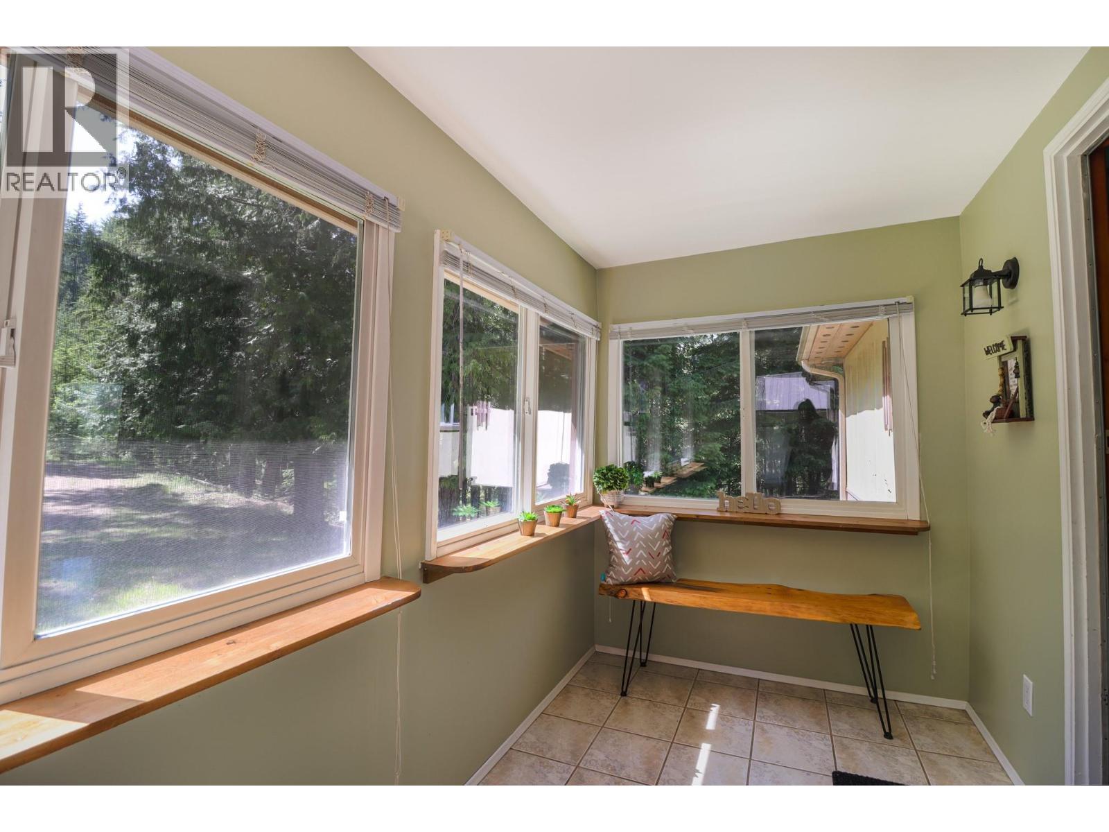 15730 PETERS Road - 36