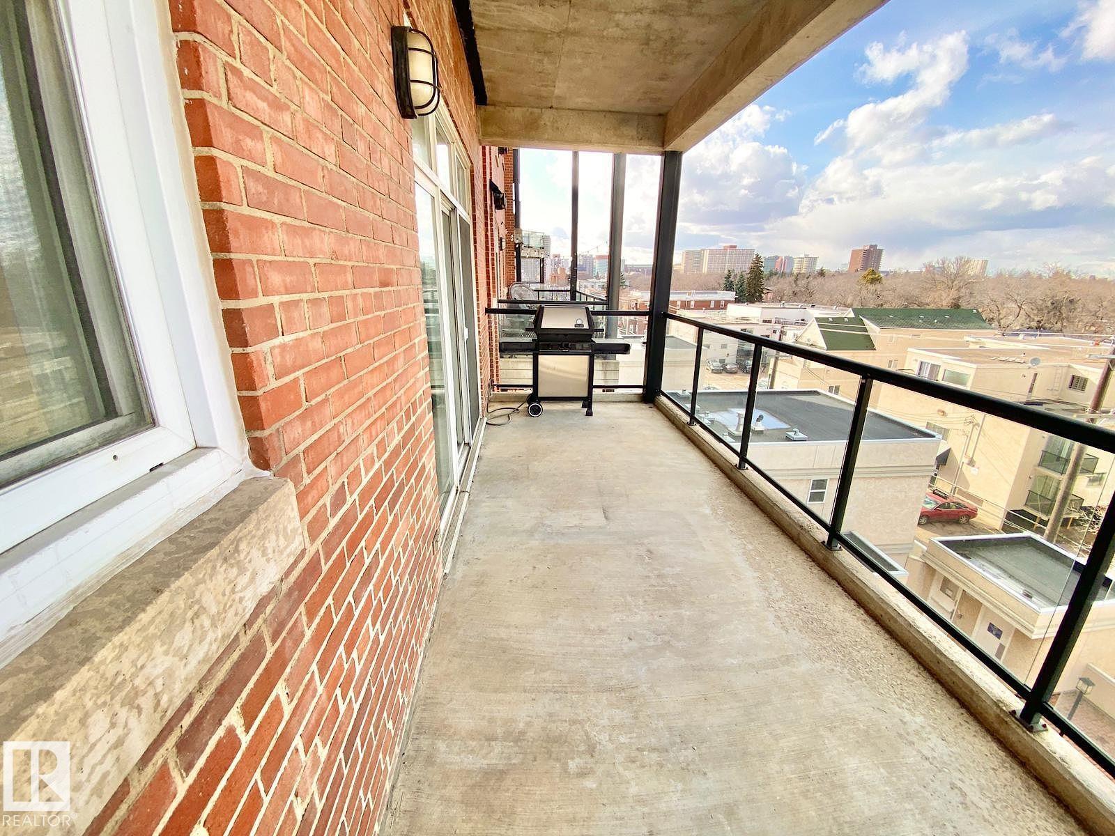 #406 10728 82 AV NW - 43