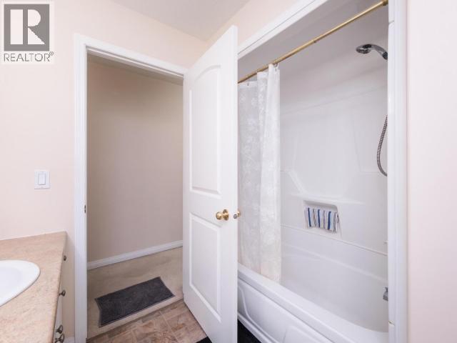 B-1109 CENTENNIAL STREET - 27