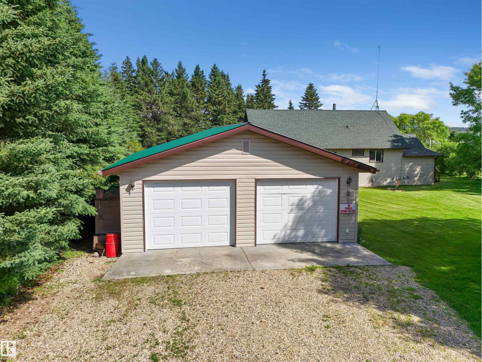 #43 62045 TWP ROAD 462 - 28