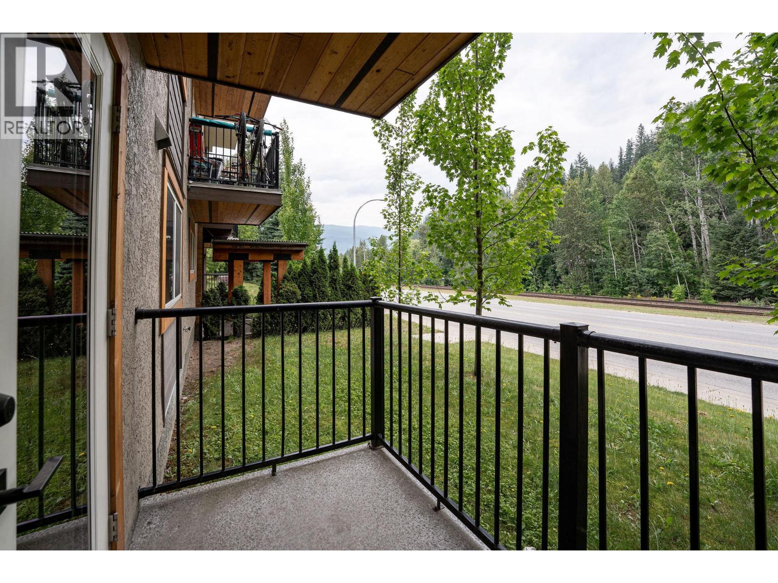 1211 Victoria Road W Unit# 104, Revelstoke