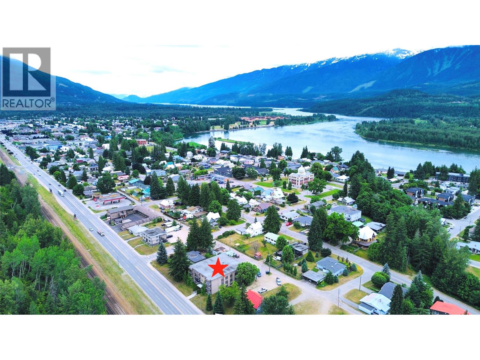1211 Victoria Road W Unit# 203, Revelstoke