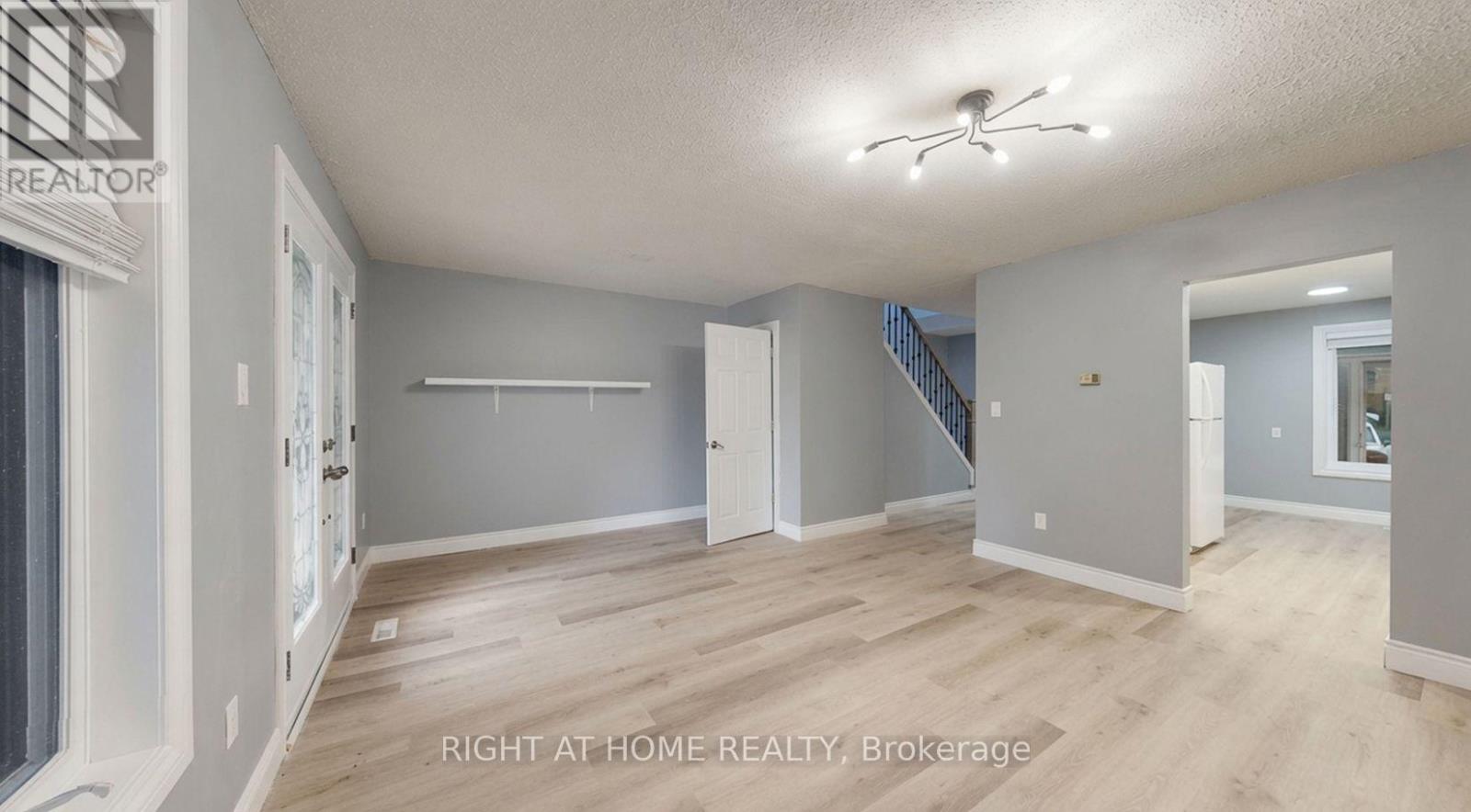 35 CHALFIELD LANE - 17