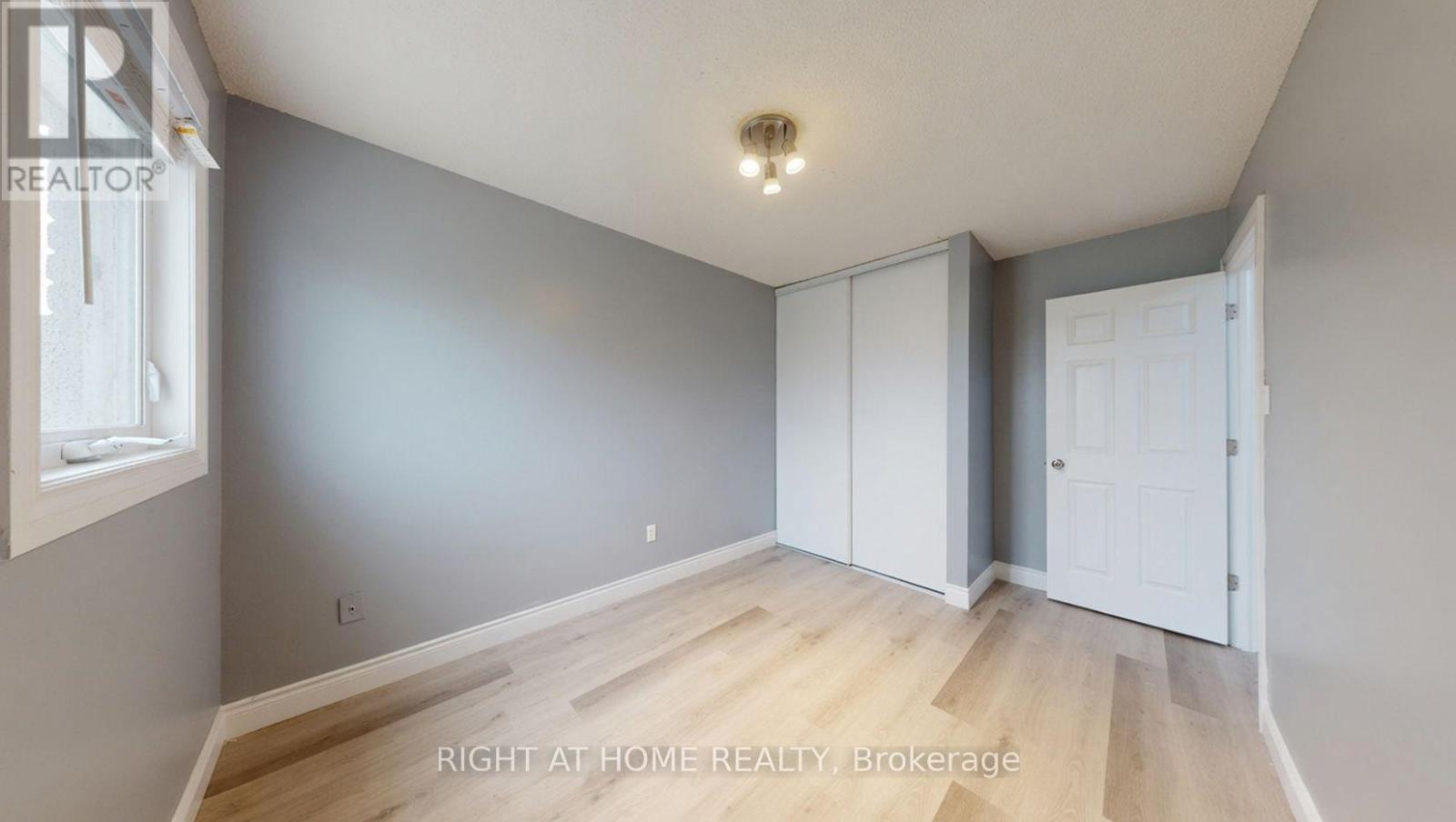 35 CHALFIELD LANE - 33
