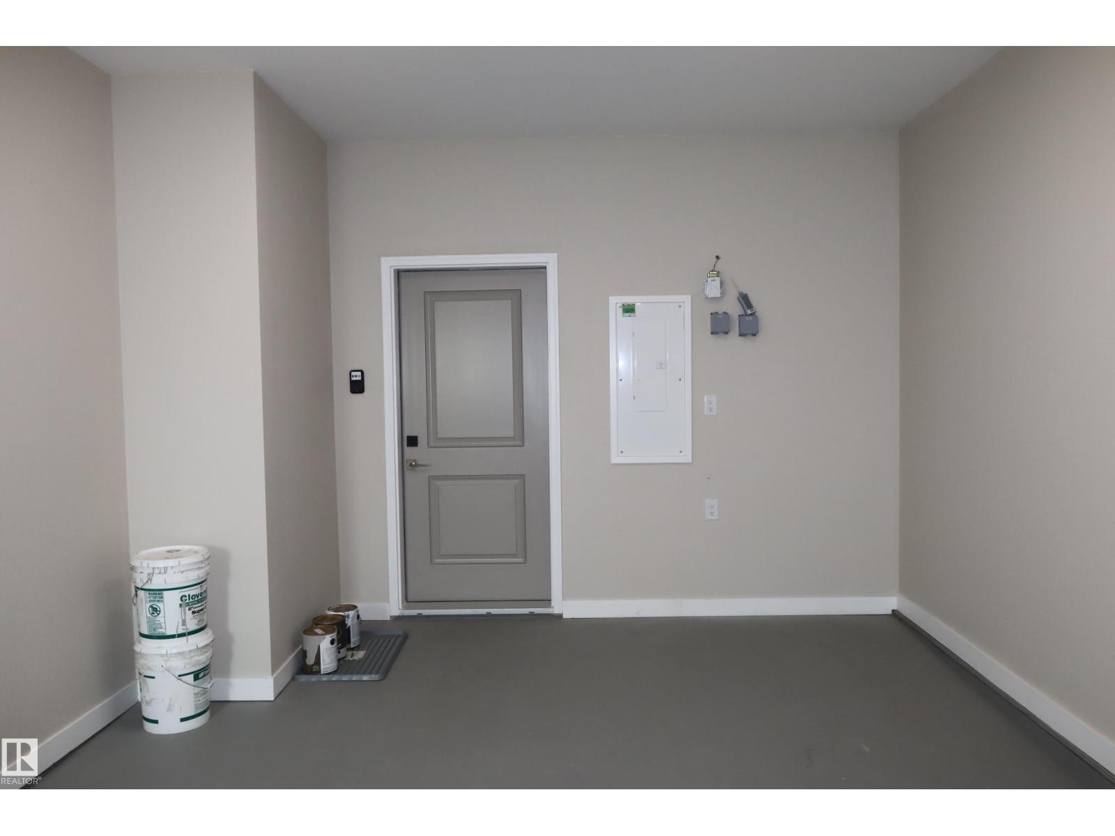 #46 6519 -46 ST - 31