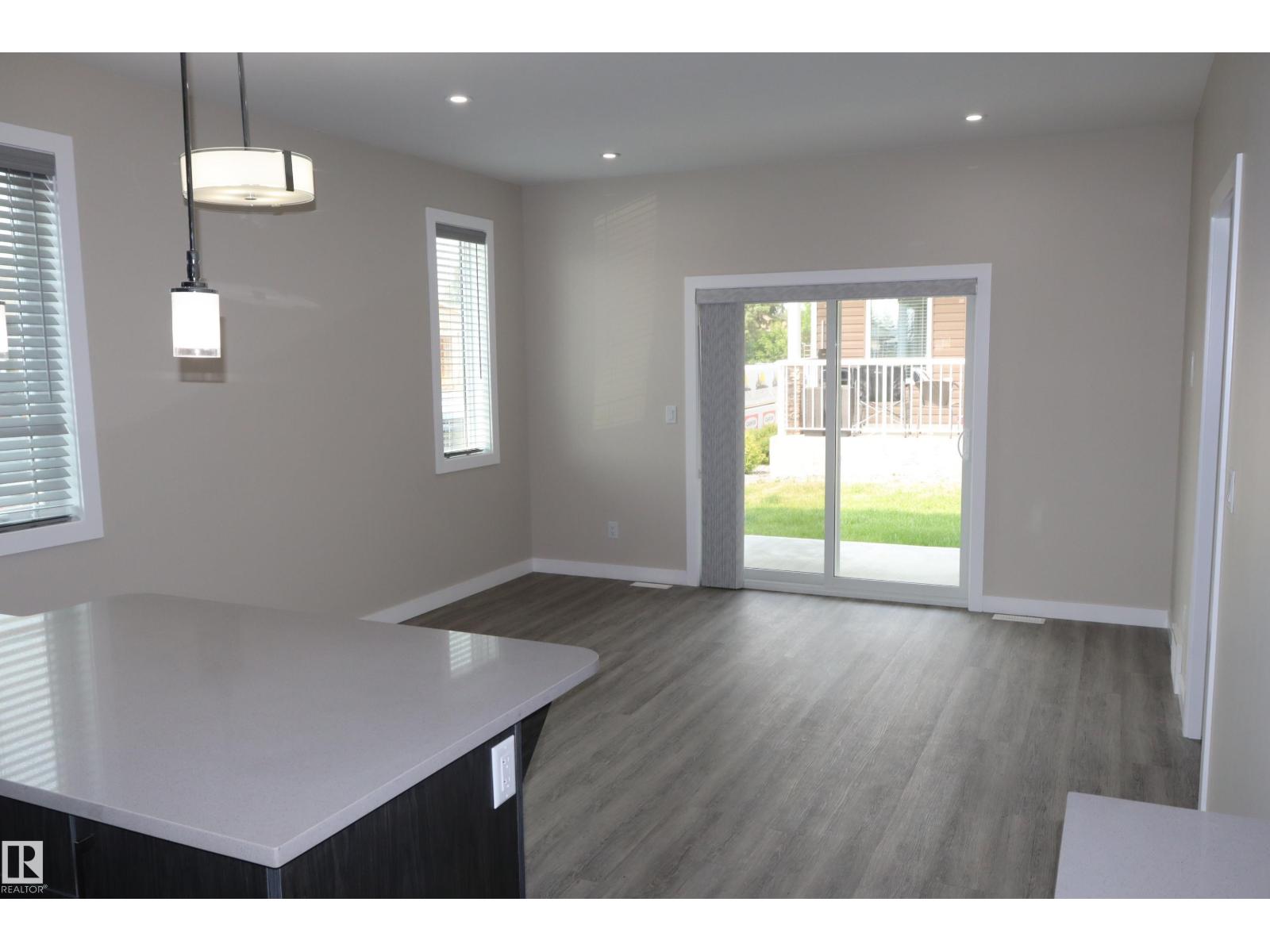 #46 6519 -46 ST - 14