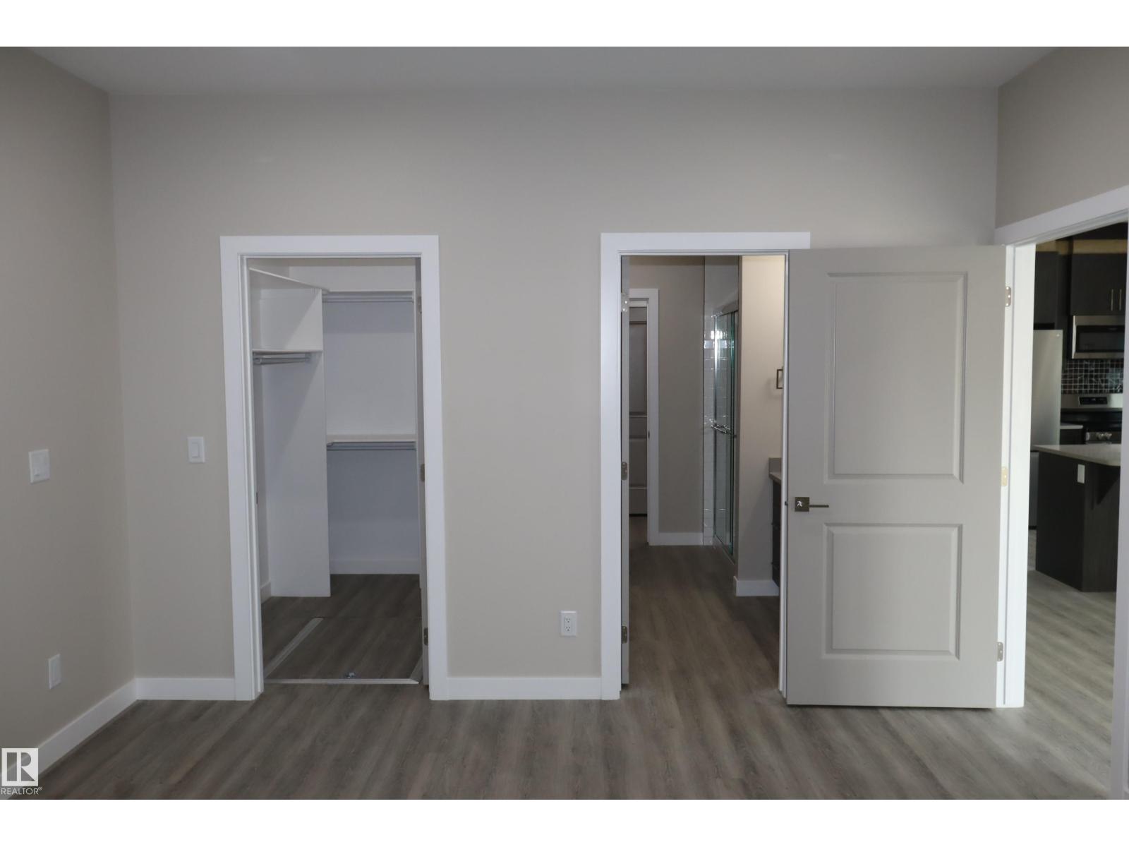 #46 6519 -46 ST - 22