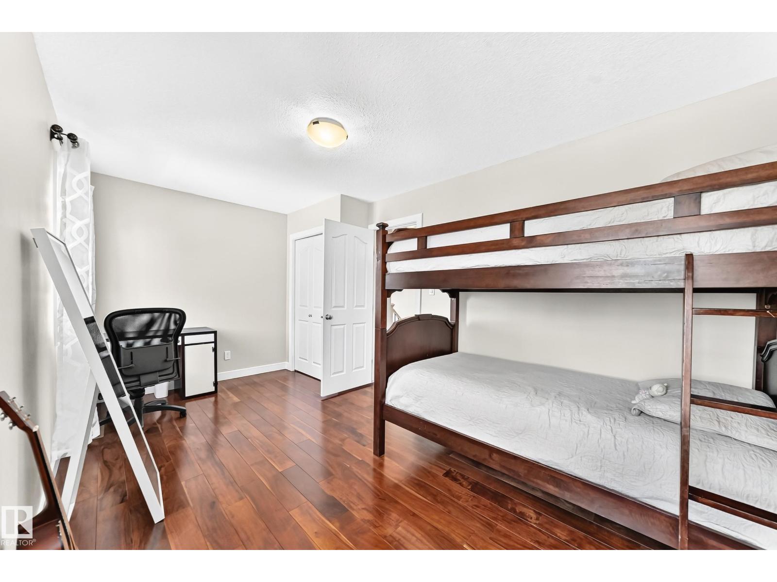 17819 8 AV SW - 37