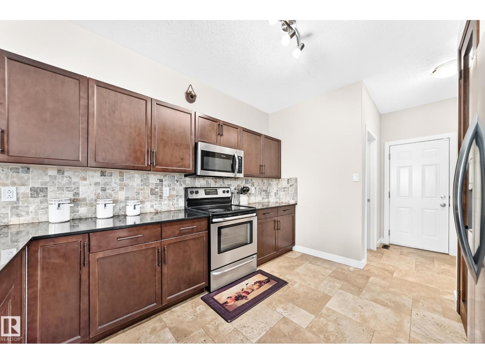17819 8 AV SW - 11
