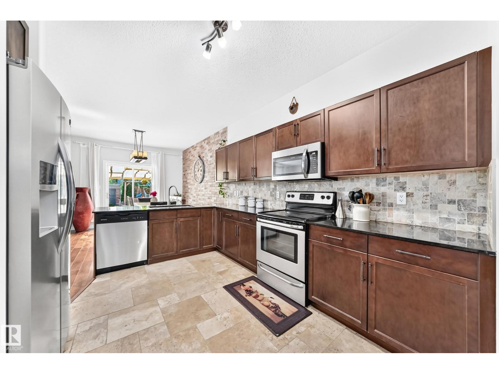17819 8 AV SW - 12