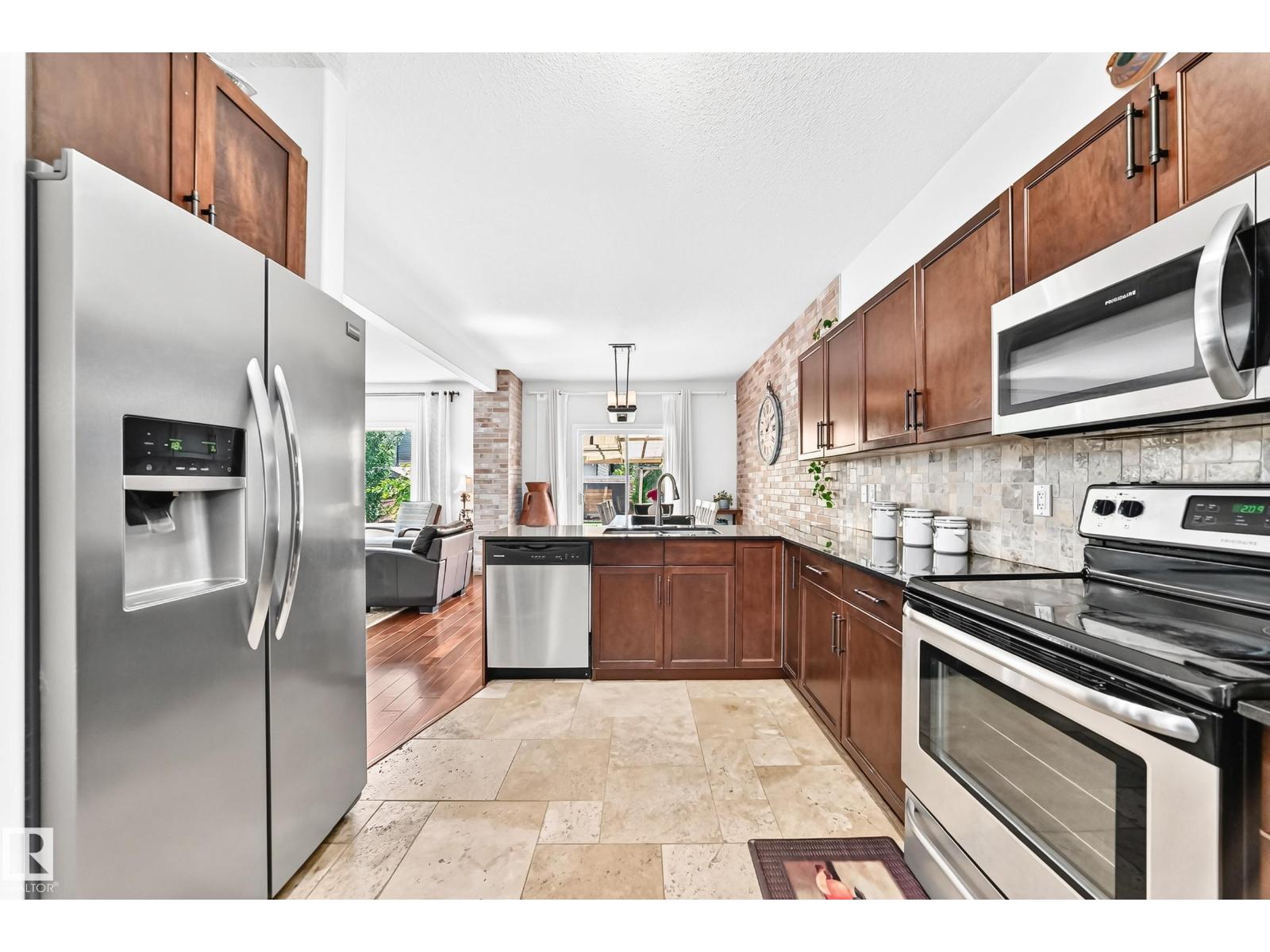 17819 8 AV SW - 13